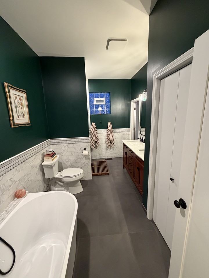 2416 W Thomas St #1 - Photo 7 of 18