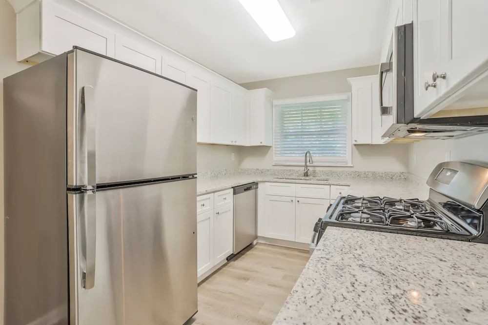 2201 Jefferson St #NA - Photo 5 of 6