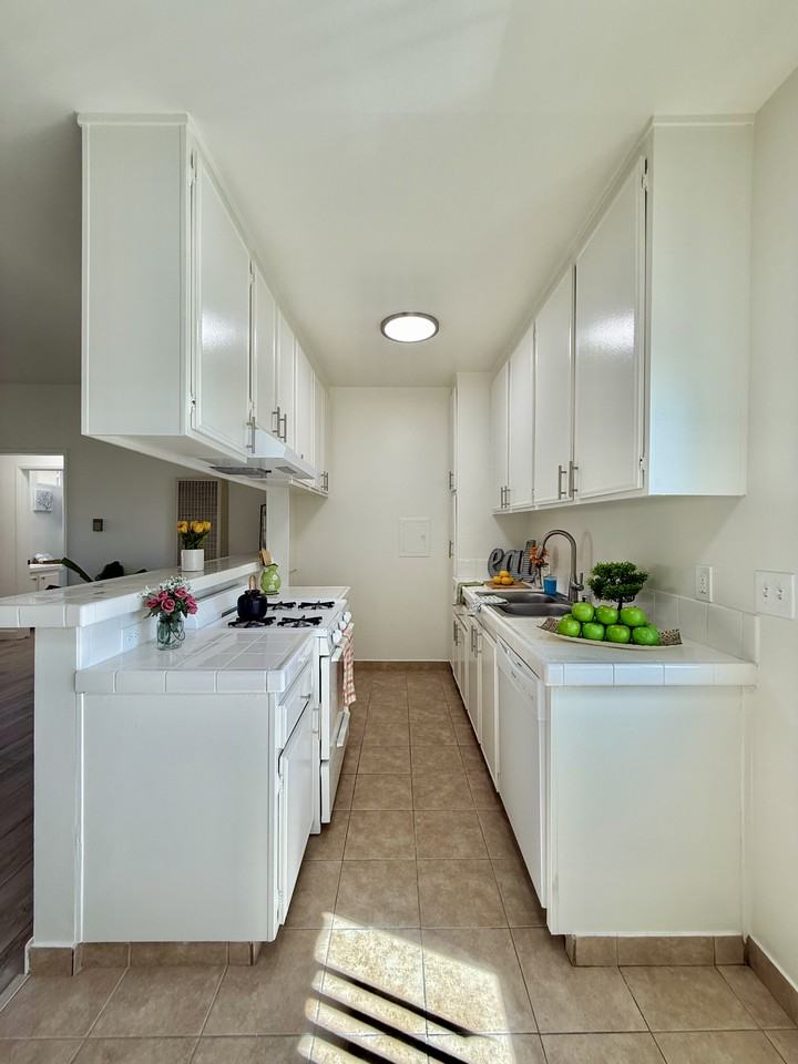 732 W Imperial Ave #29 - Photo 4 of 21