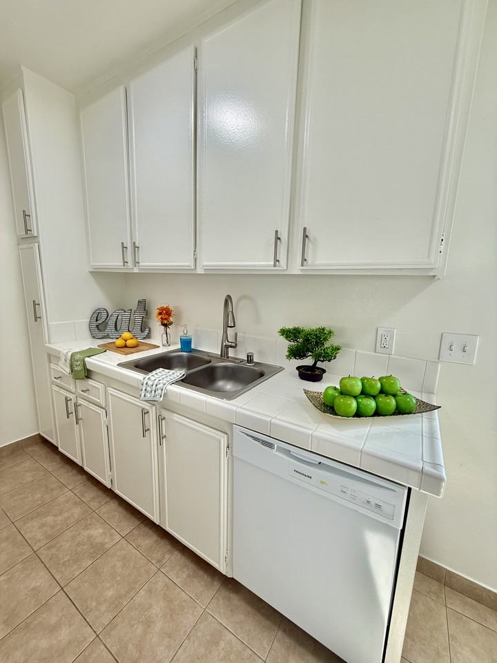 732 W Imperial Ave #29 - Photo 5 of 21