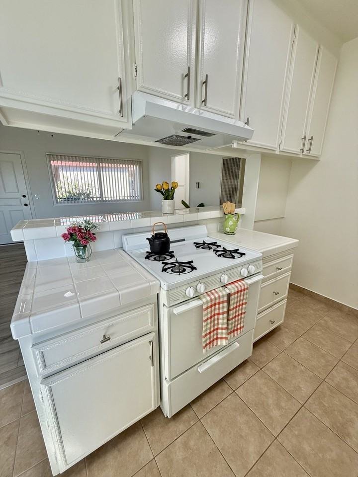 732 W Imperial Ave #29 - Photo 6 of 21