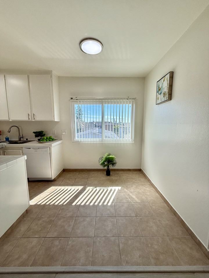 732 W Imperial Ave #29 - Photo 7 of 21