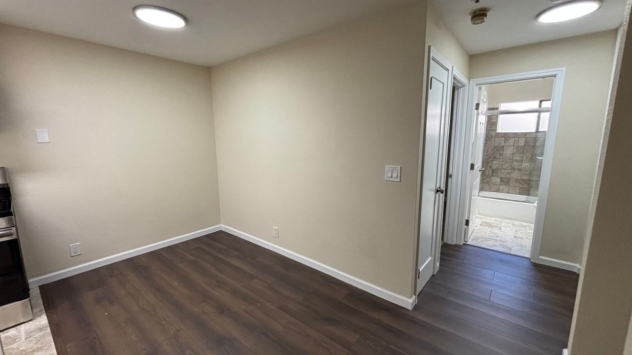 15065 Hesperian Blvd #29 - Photo 5 of 17