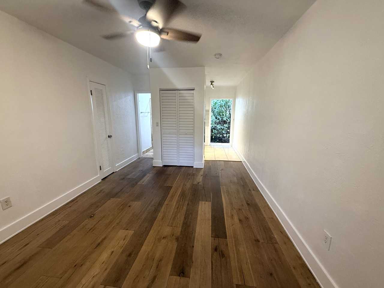 541 Ne 63rd St #1A - Photo 2 of 19