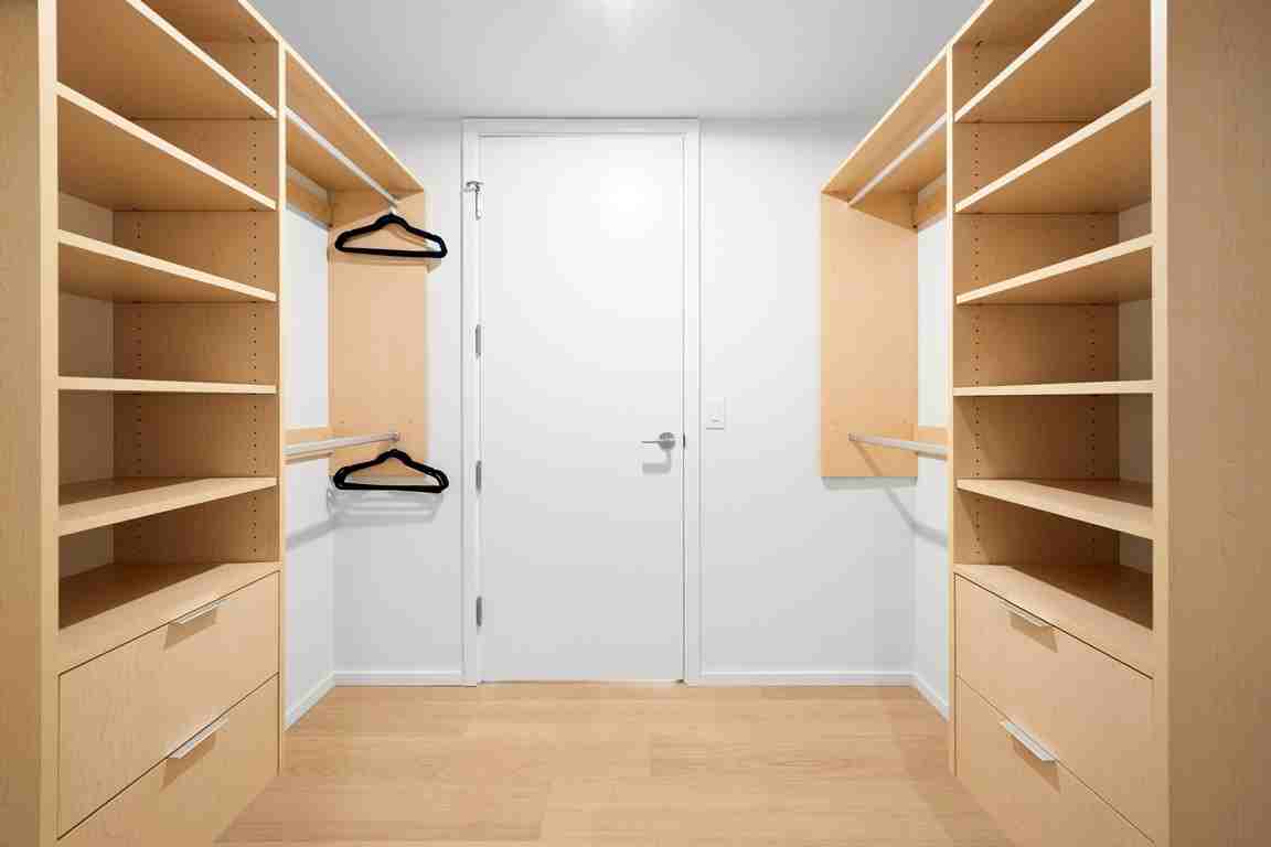 1568 Alberni Street #802 - Photo 7 of 21