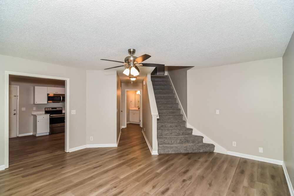 2728 Painted Pony Dr - Photo 5 of 17