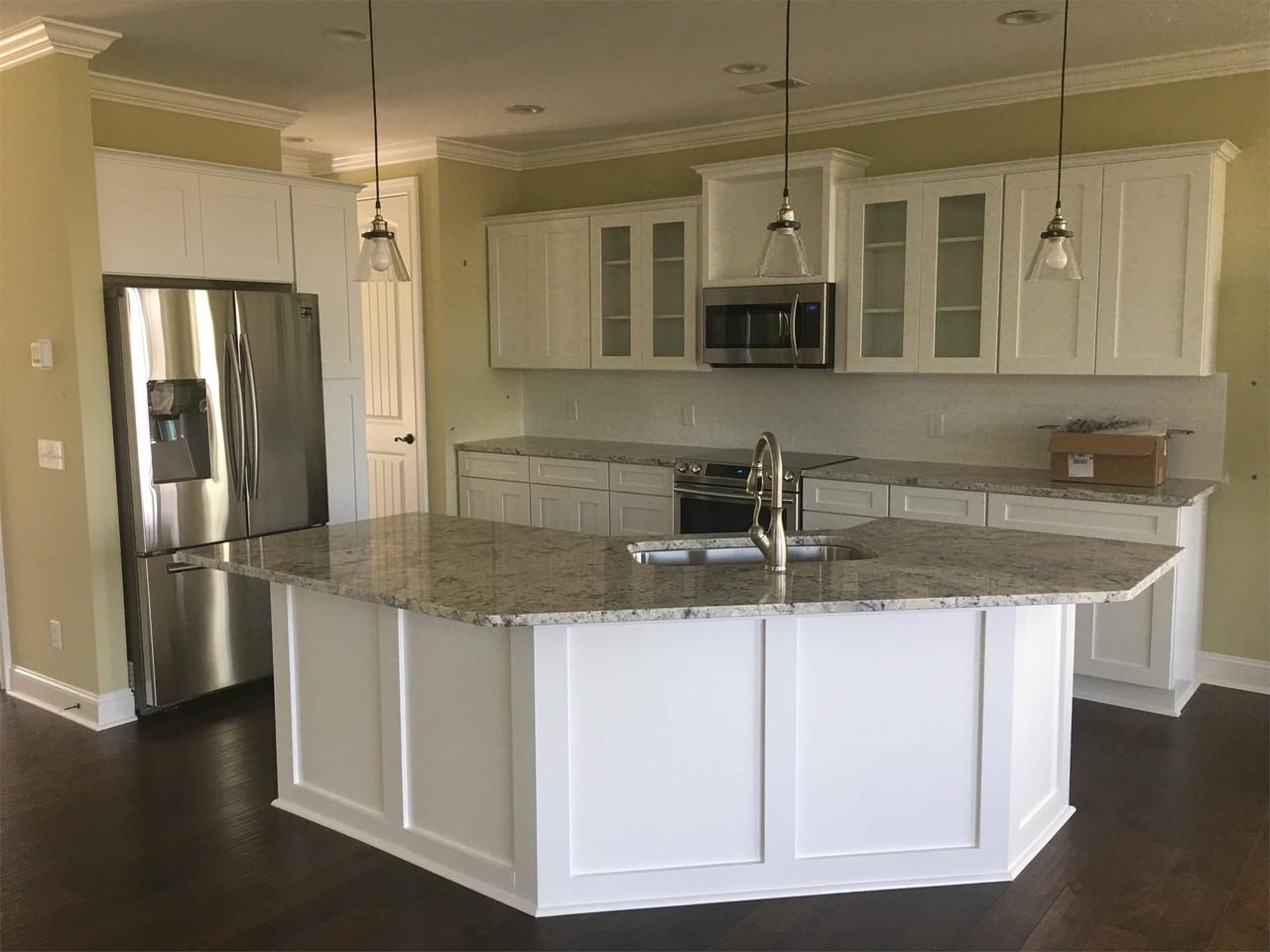 22 Sterling Pointe Drive #1 - Photo 7 of 28