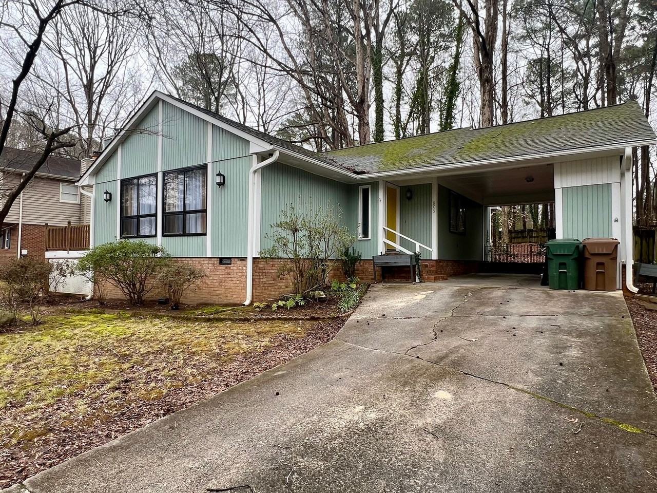 805 Castalia Dr - Photo 2 of 23