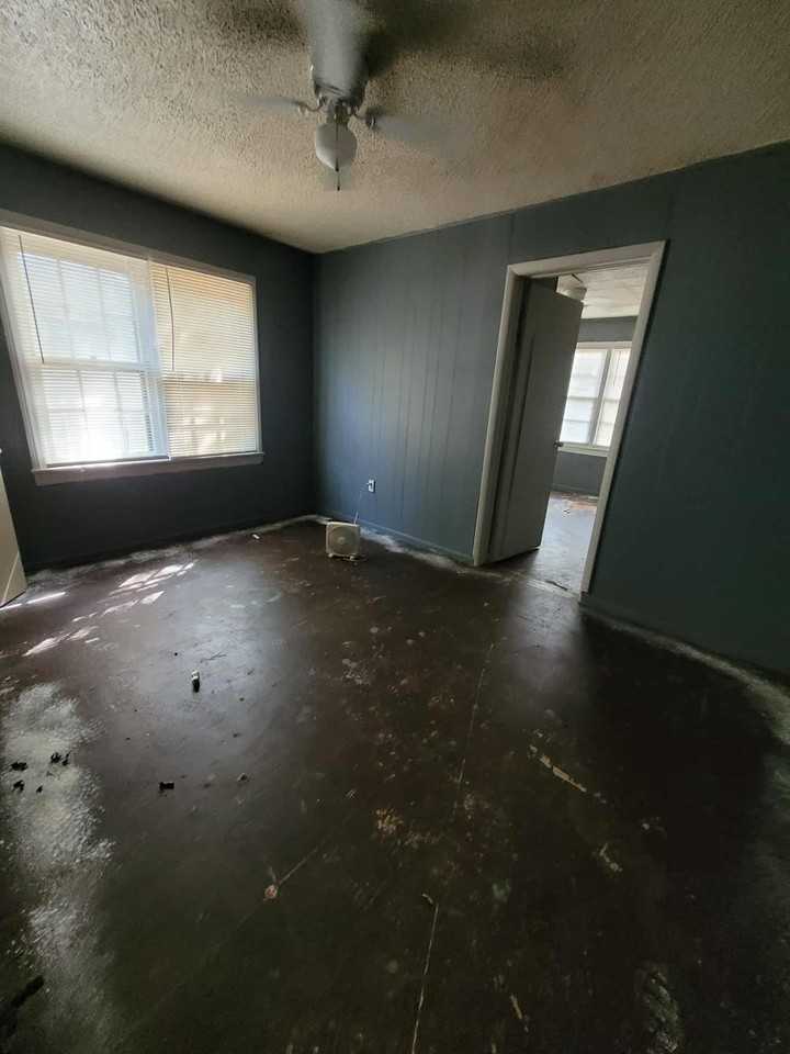 108 E Cedar Ave #1 - Photo 6 of 7