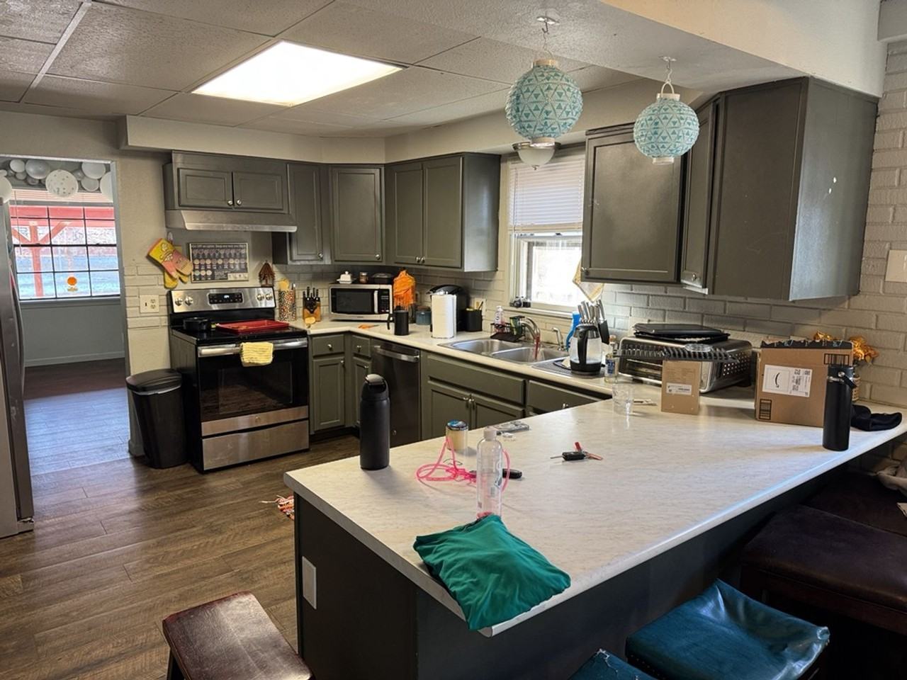 810 W Laurel St - Photo 6 of 30