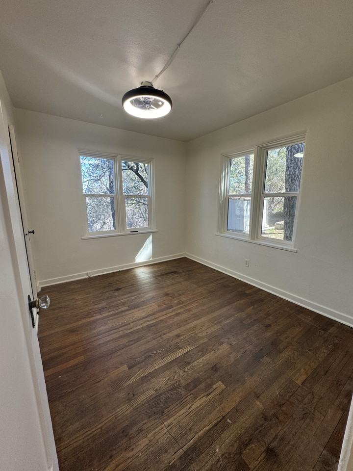 319 Pioneer Dr #1 - Photo 7 of 14