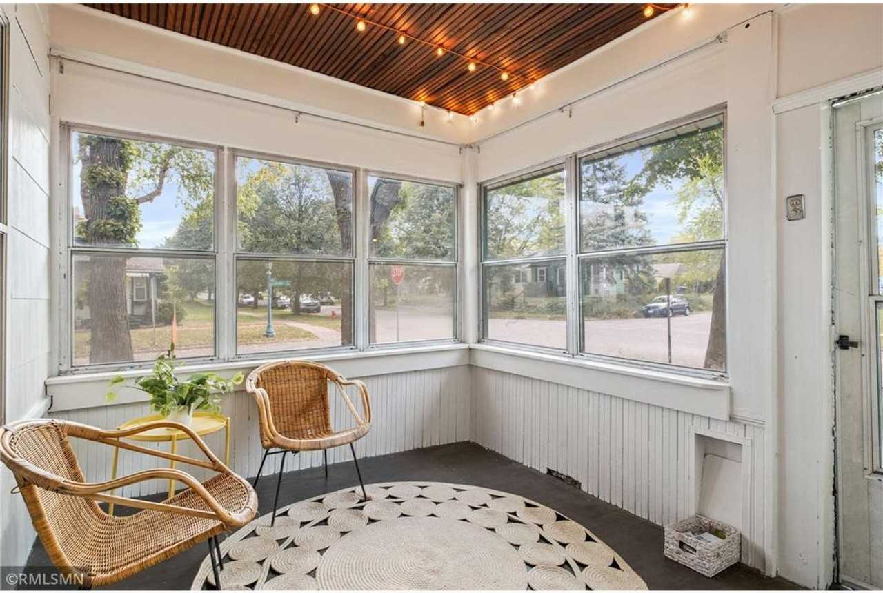 1543 Iglehart Ave - Photo 2 of 19