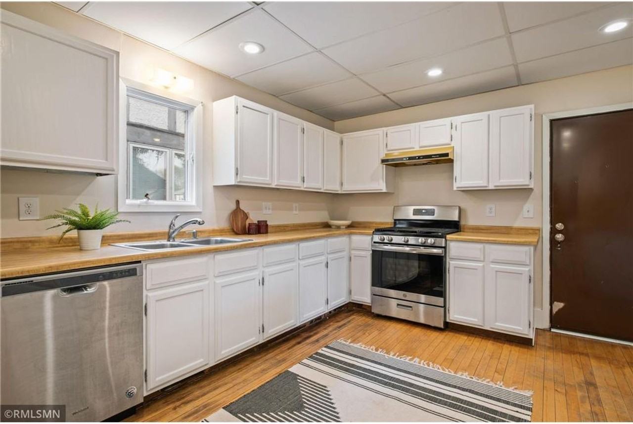 1543 Iglehart Ave - Photo 6 of 19