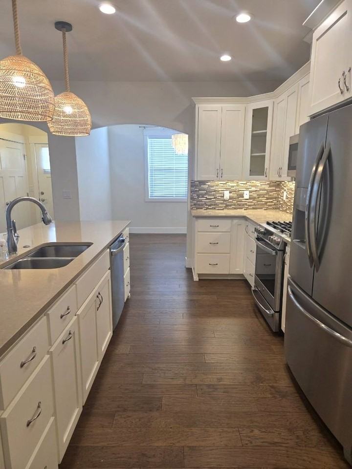479 E Hersey St - Photo 5 of 30
