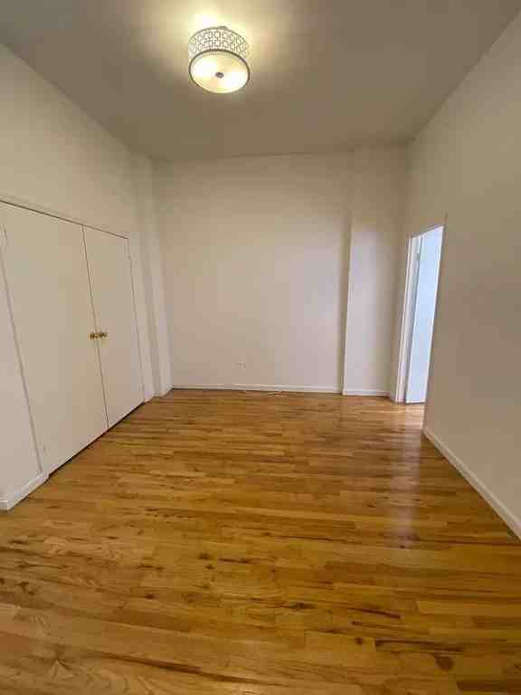 Maiden Ln #6Q - Photo 4 of 6