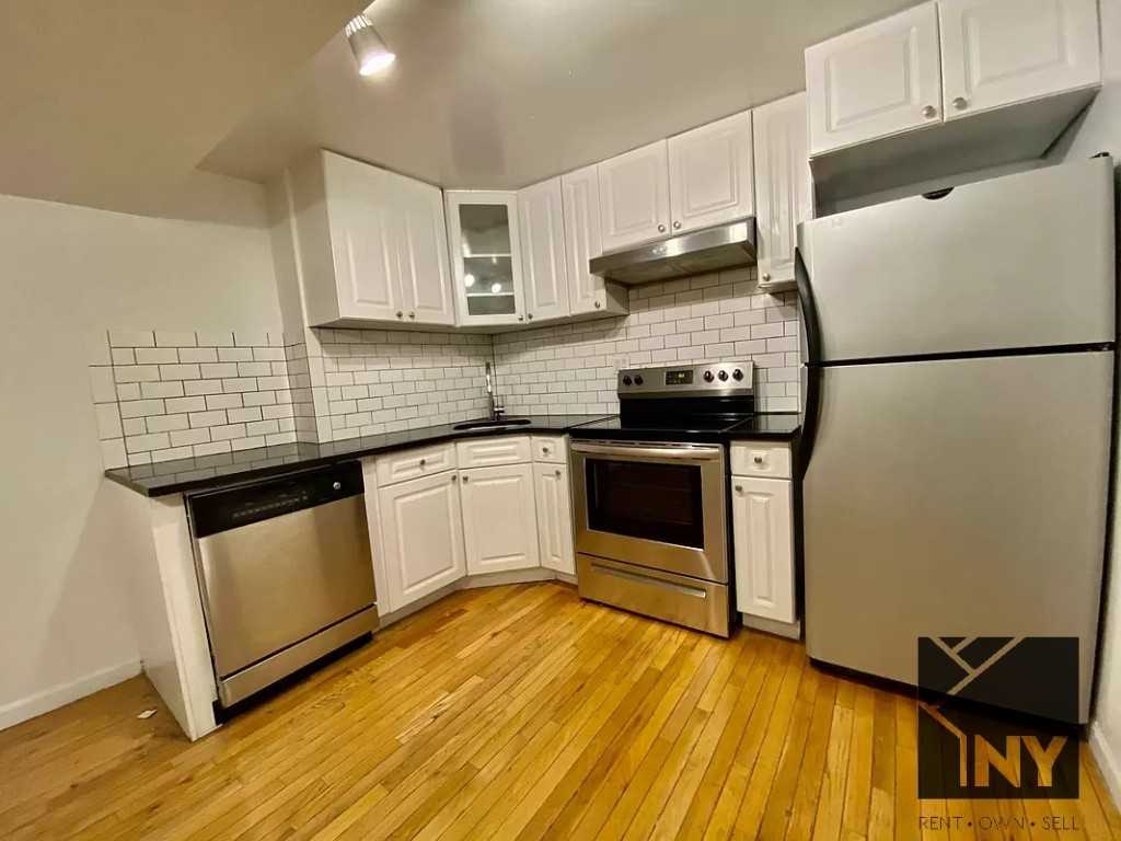 Maiden Ln #4E - Photo 5 of 7