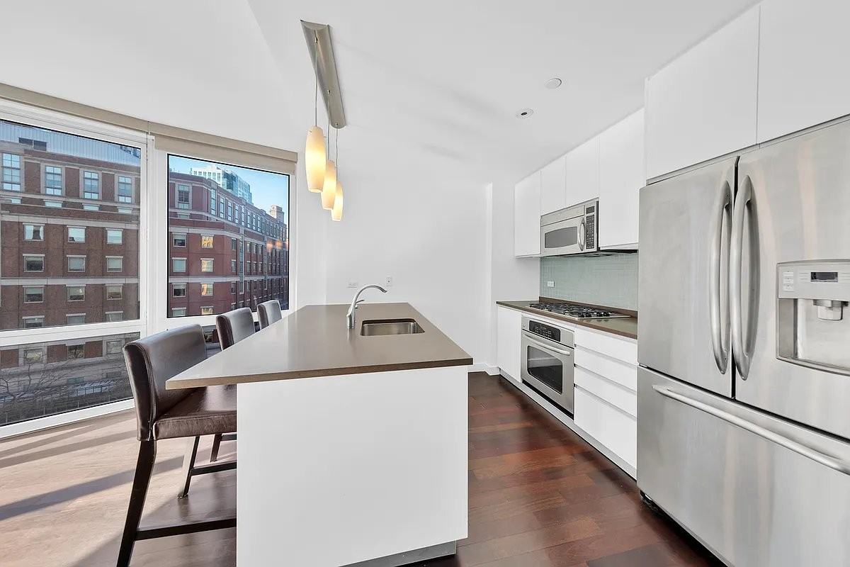 Gold St #20W - Photo 4 of 12