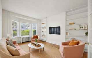 featured image of 1037 Reese Ave