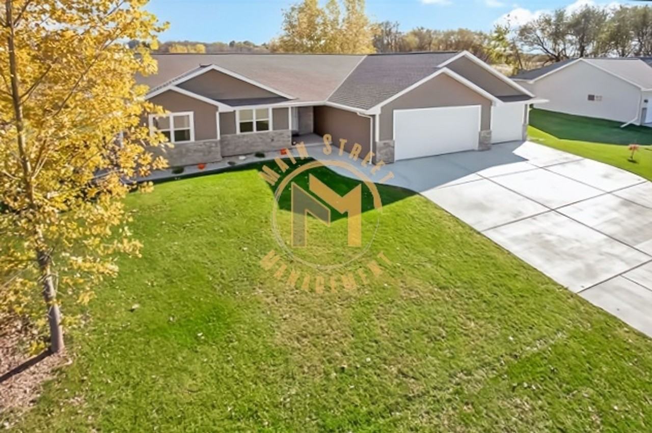 2820 Sussex Rd - Photo 2 of 16