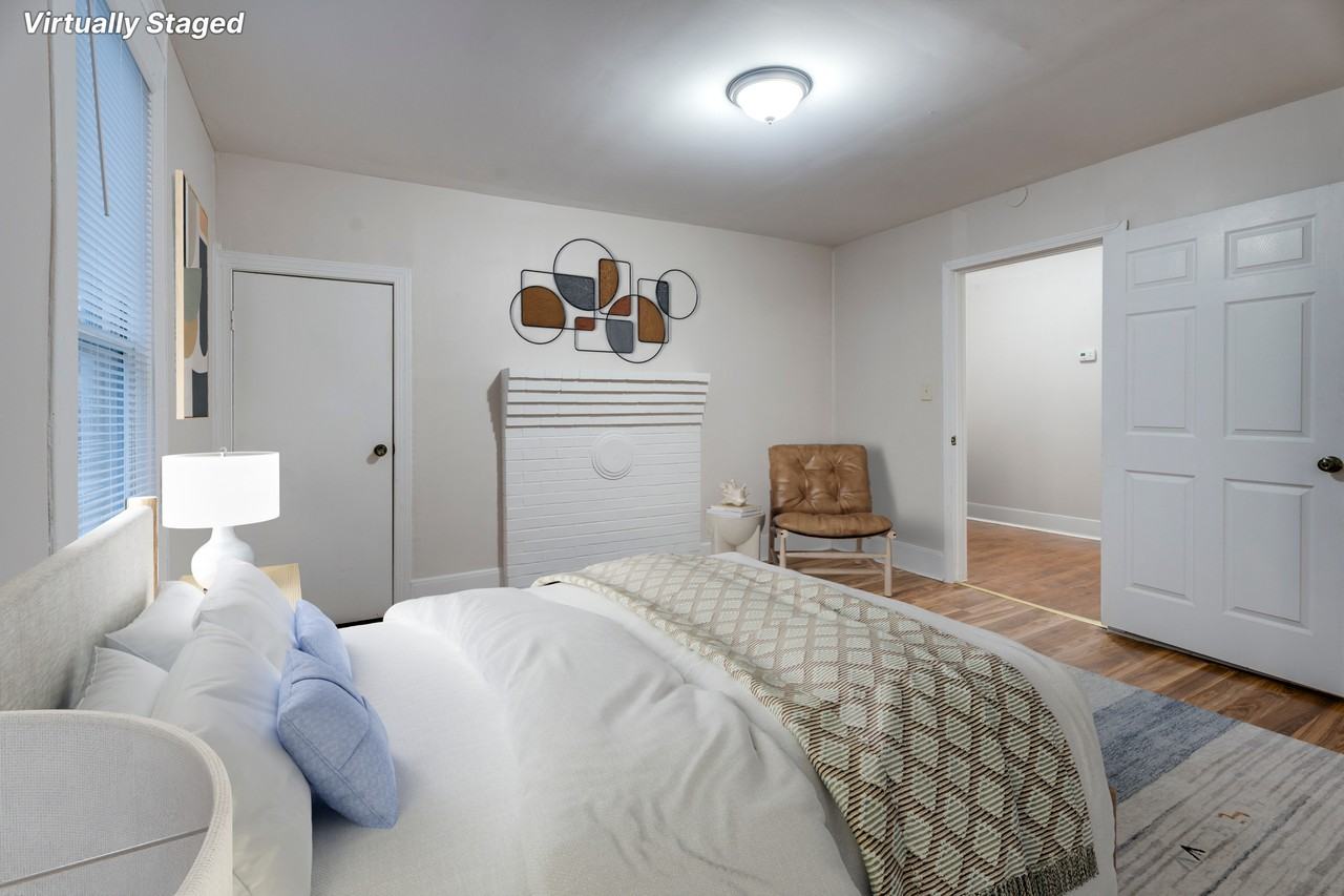 501 E Franklin St #1 - Photo 7 of 12