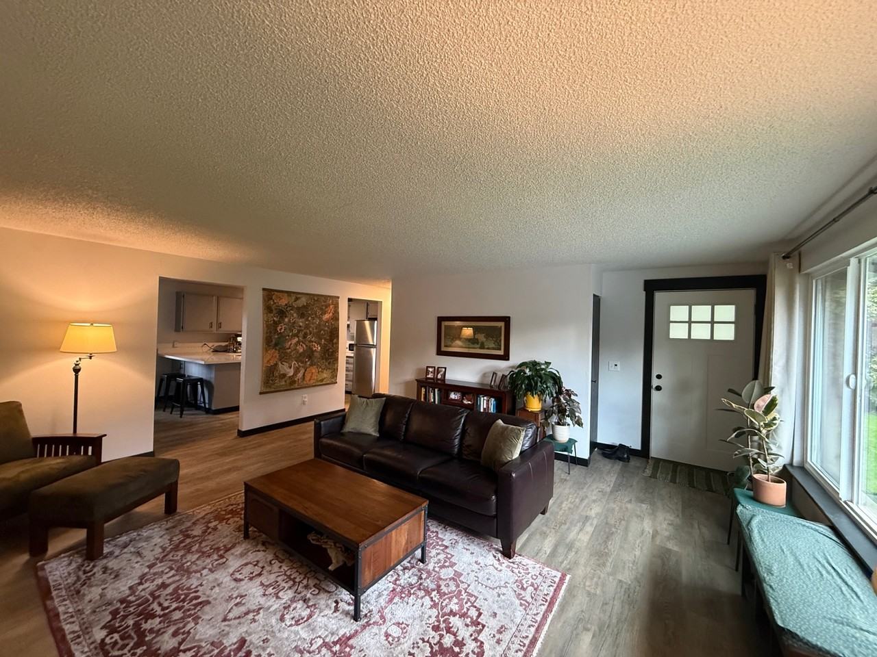 26714 Ne Valley St #1 - Photo 4 of 10