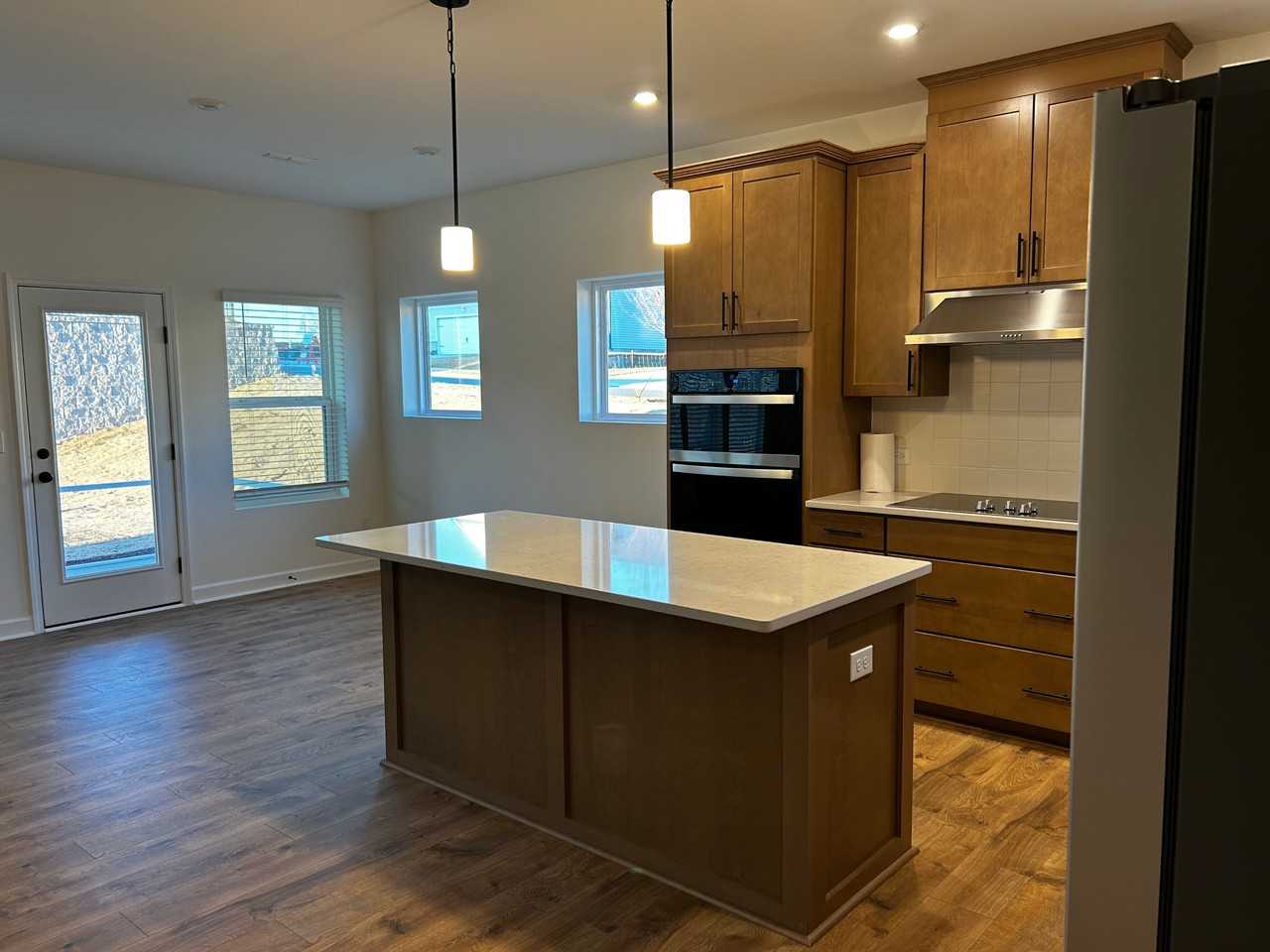 1321 Dimaggio Dr - Photo 7 of 25