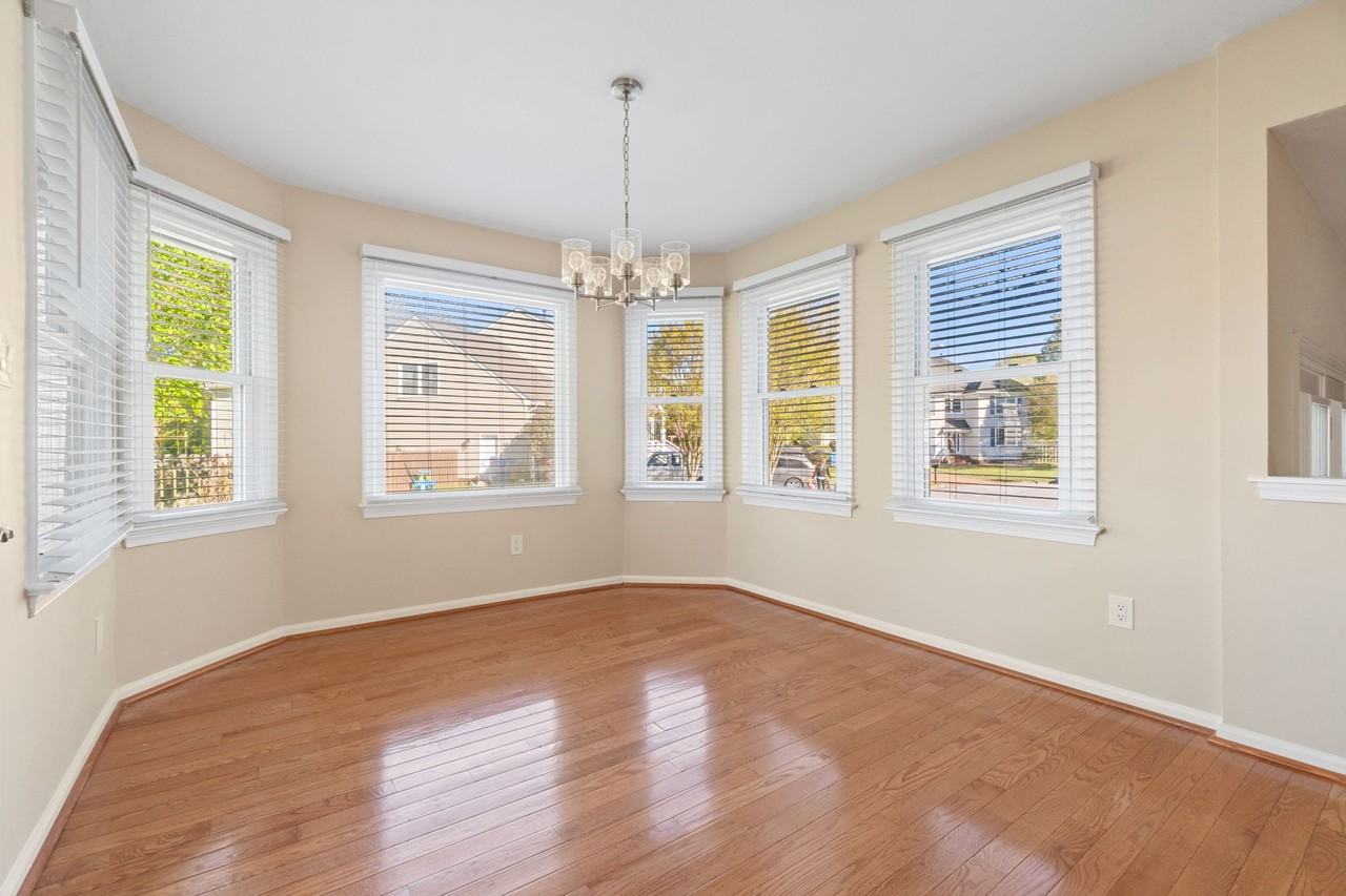 1073 Heatherwood Dr #1 - Photo 6 of 15