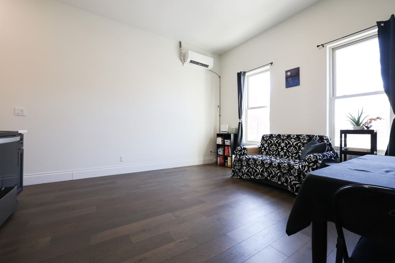 149 Bridge Street #1 - Photo 4 of 8