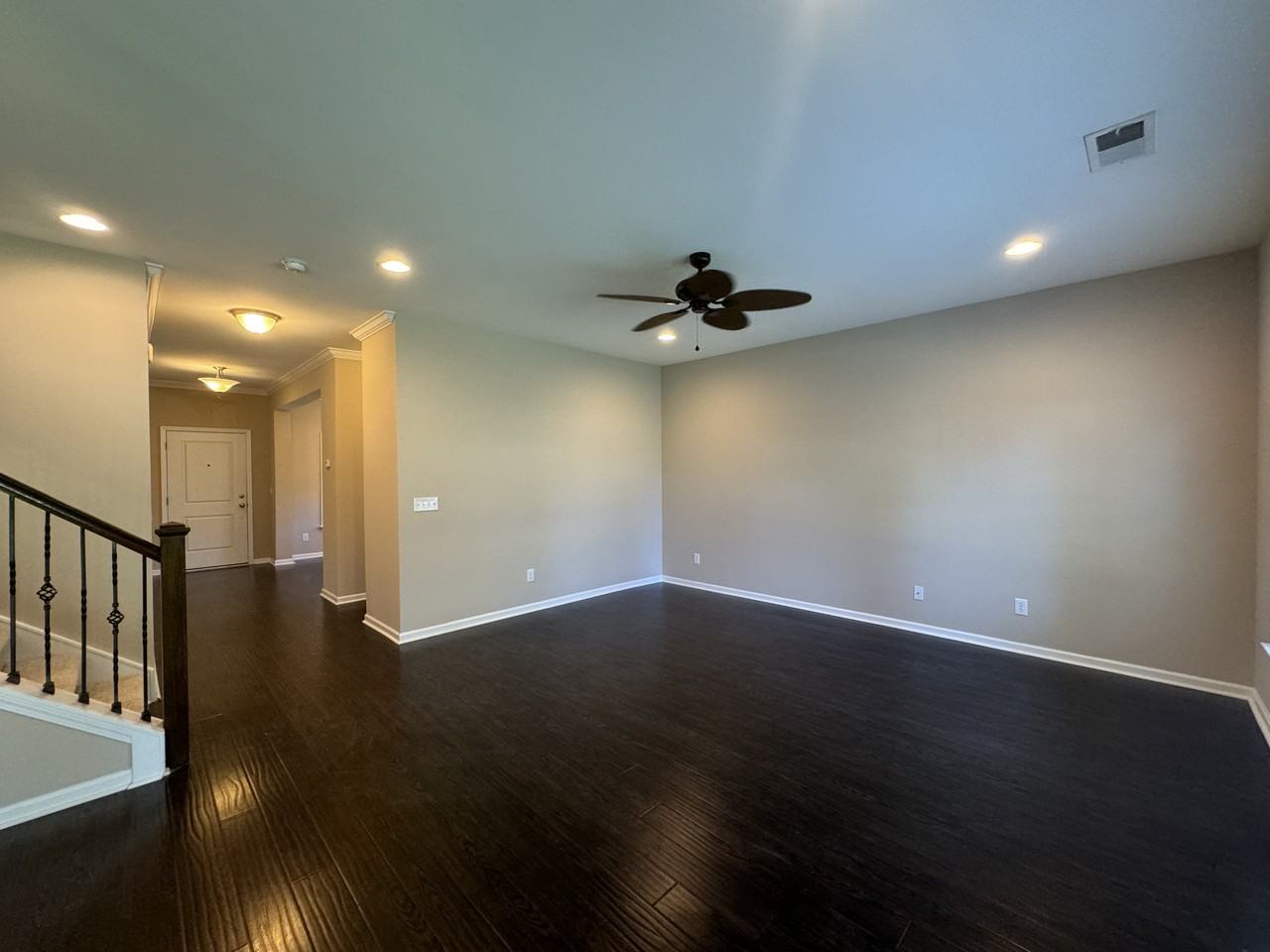 5443 Overland Trl #1 - Photo 6 of 32