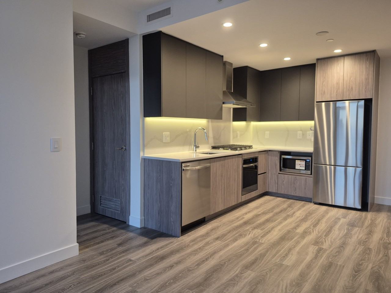 10750 135A Street #2705 - Photo 2 of 19