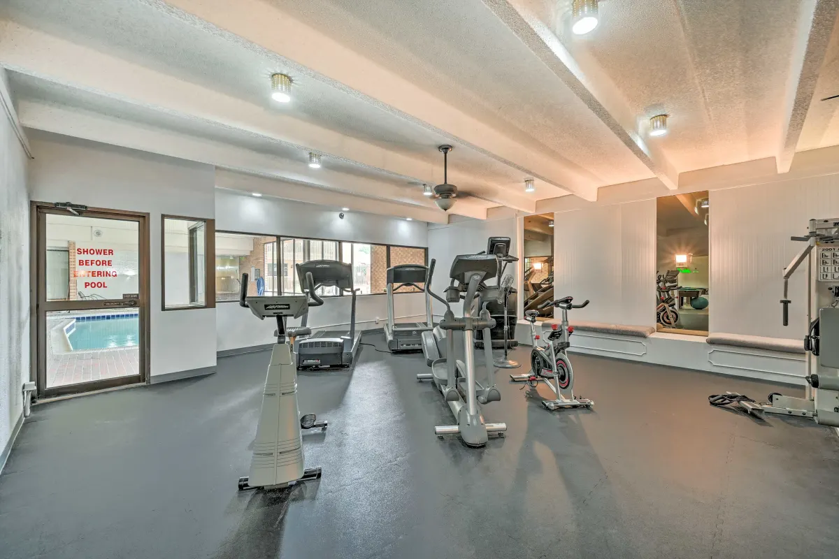 8060 East Girard Avenue - 1Apt 617 #1 - Photo 7 of 20