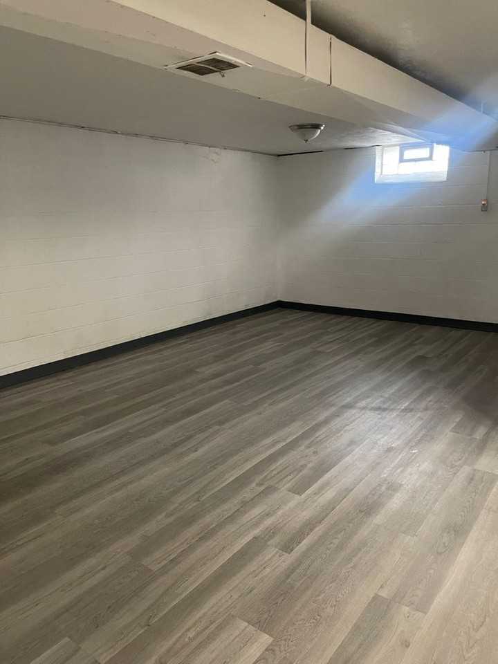 20751 Bowling Green Rd - Photo 7 of 11