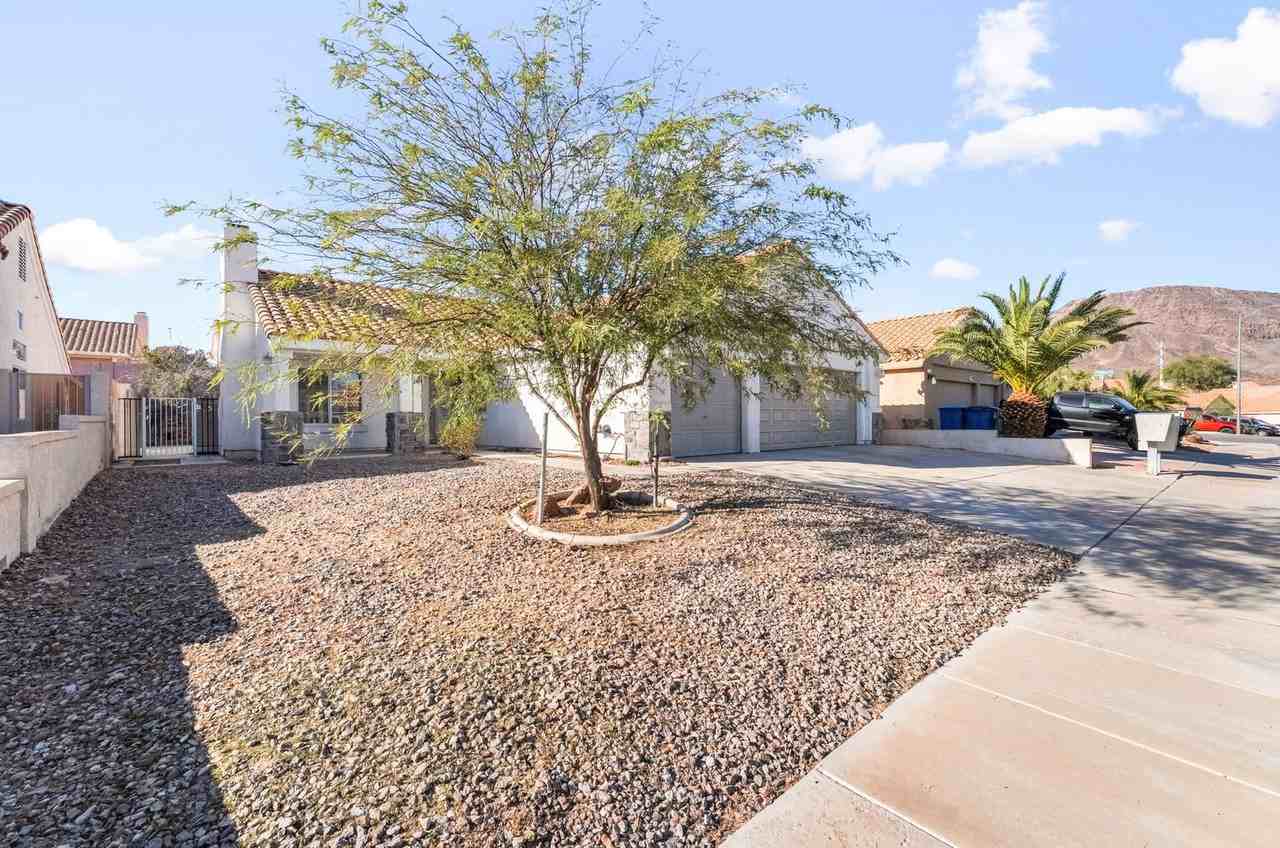 122 Red Coral Dr - Photo 3 of 39