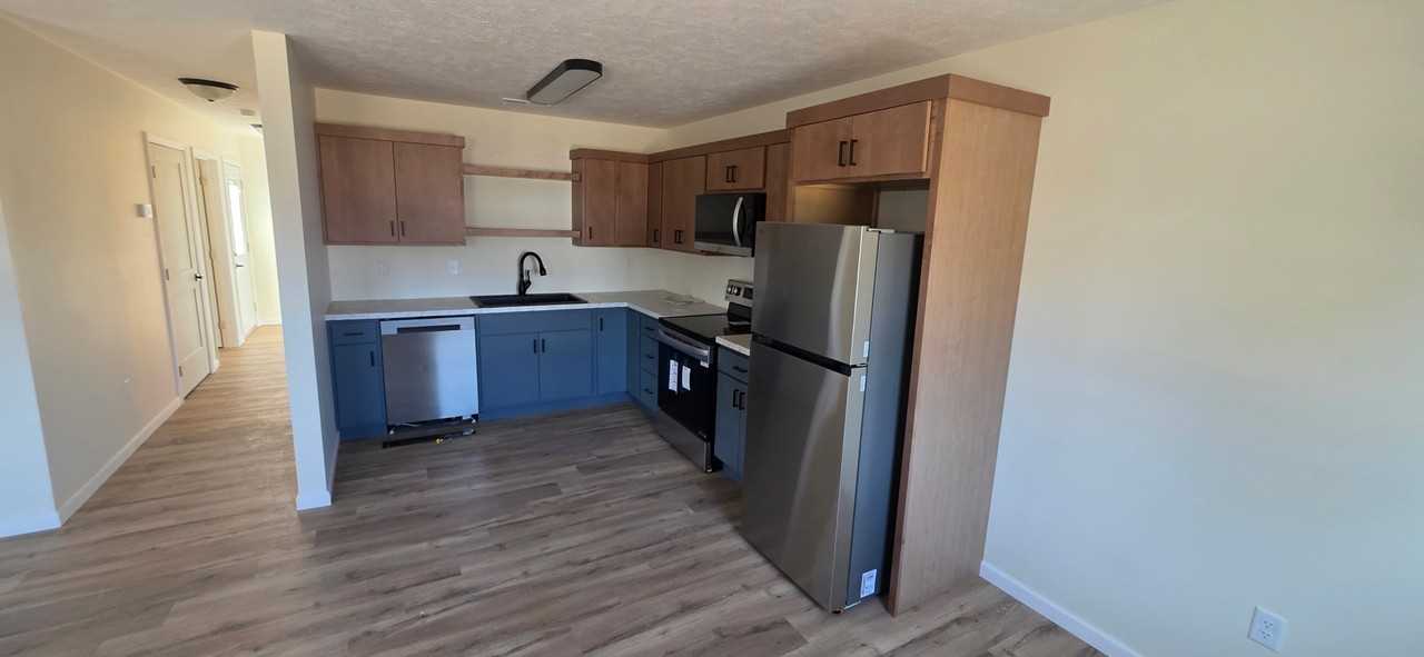 715 N 35th St #A - Photo 2 of 10