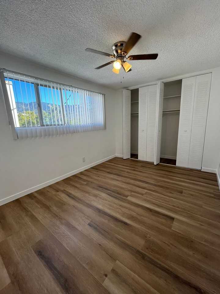524 E Cedar Ave - Photo 4 of 15