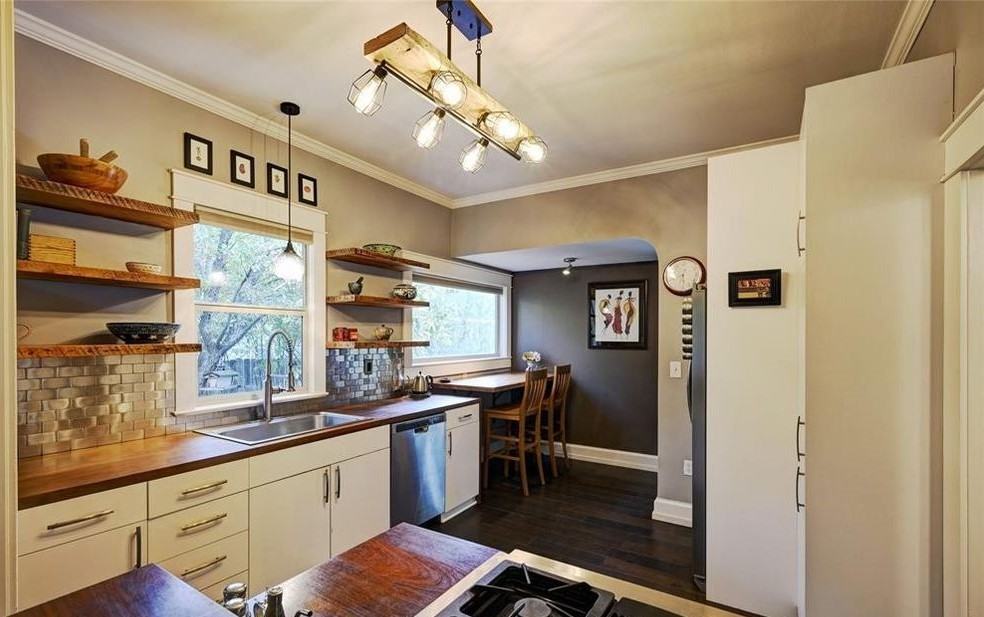 405 N 5th St #405 - Photo 2 of 13