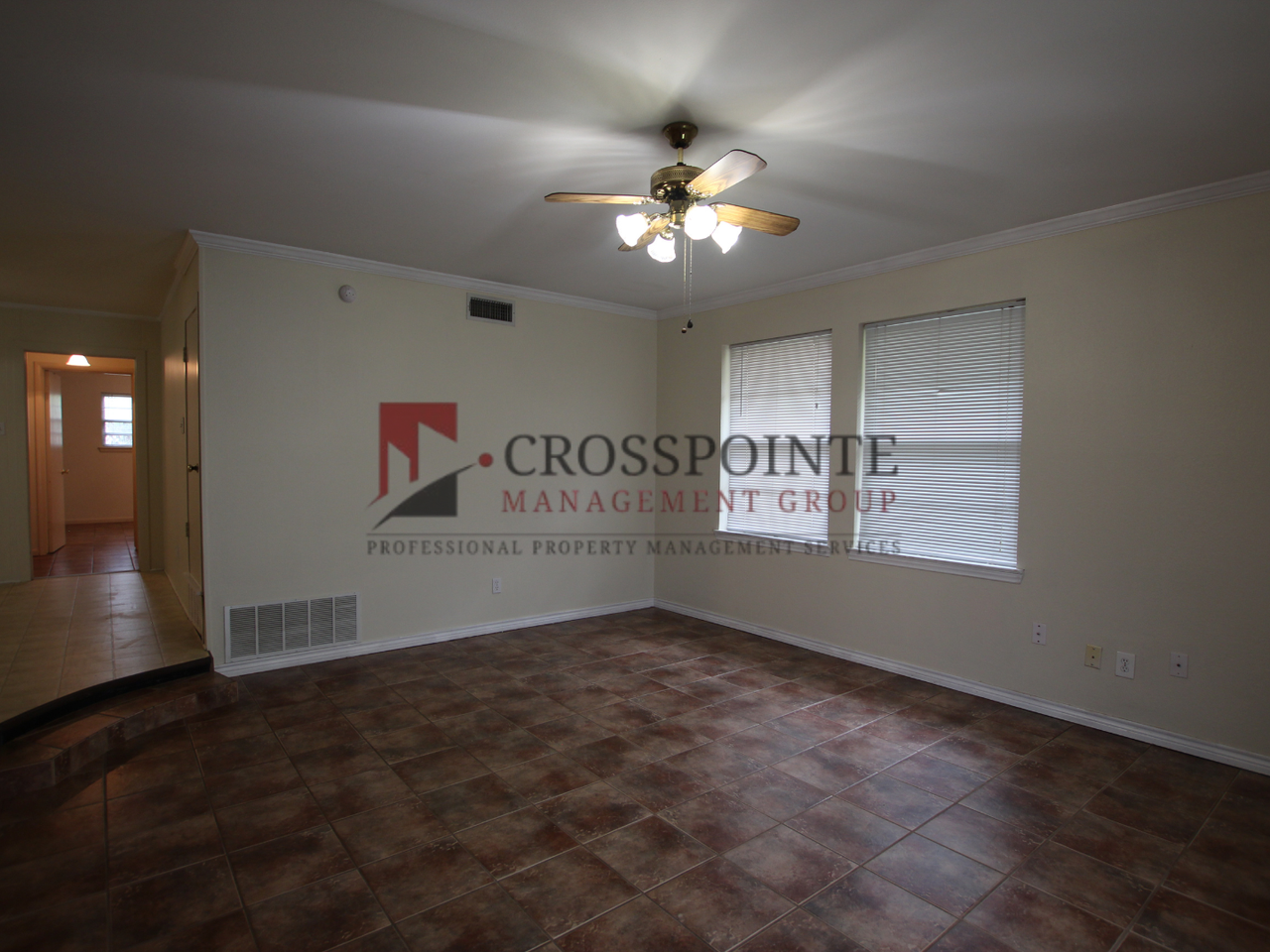 2900 Meadowlark Ln - Photo 2 of 22