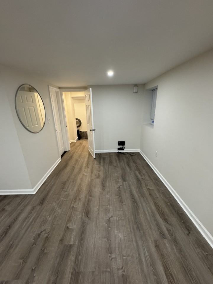 28 Jackson Ave - Photo 3 of 9