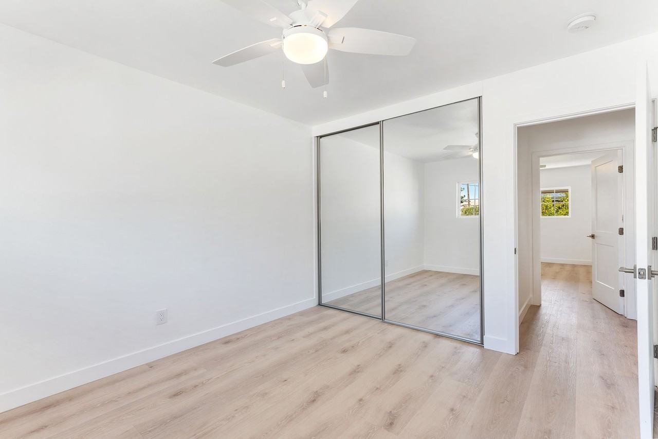 246 Coronado Avenue - Photo 5 of 9