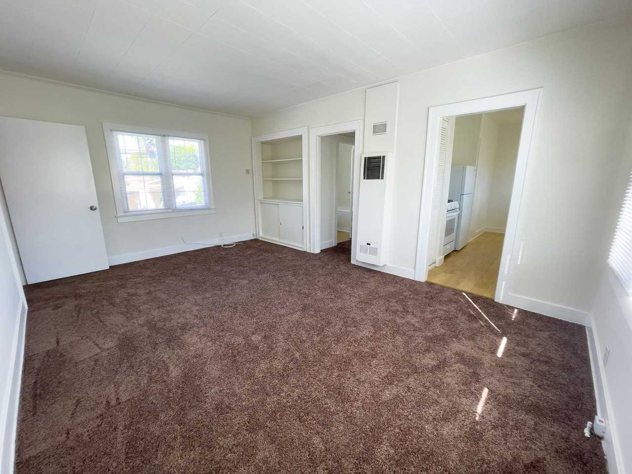 803 803 Lindaraxa Park N - 803 B - Photo 3 of 13