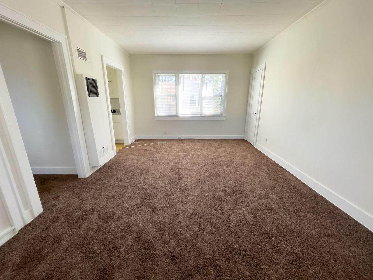 803 803 Lindaraxa Park N - 803 B - Photo 6 of 13