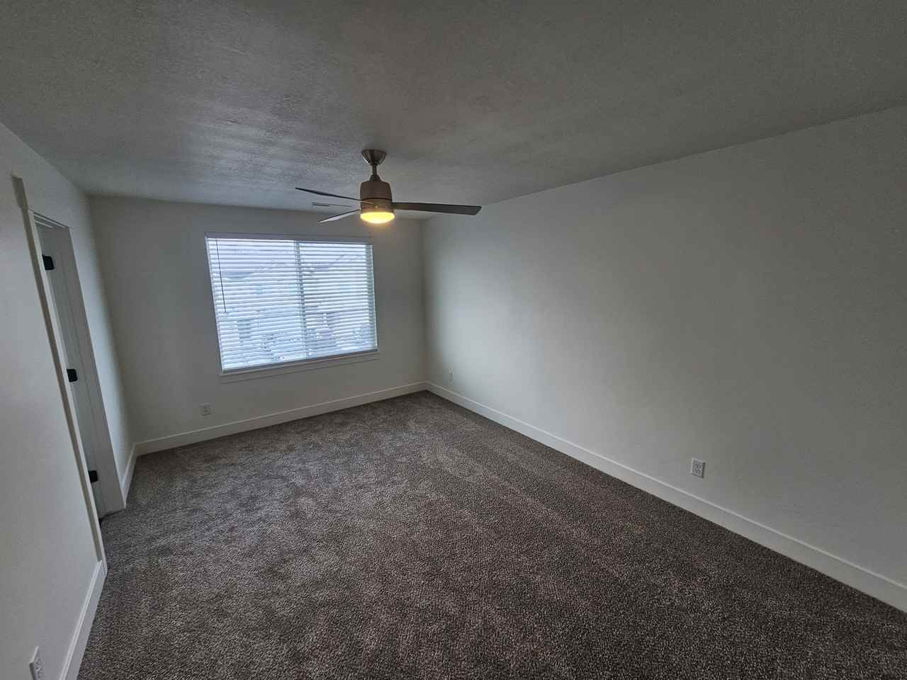 112 E 730 N - Upstairs - 1 #1 - Photo 2 of 9
