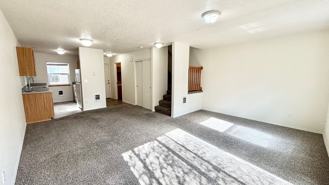 N0423 - Photo 1 of 1