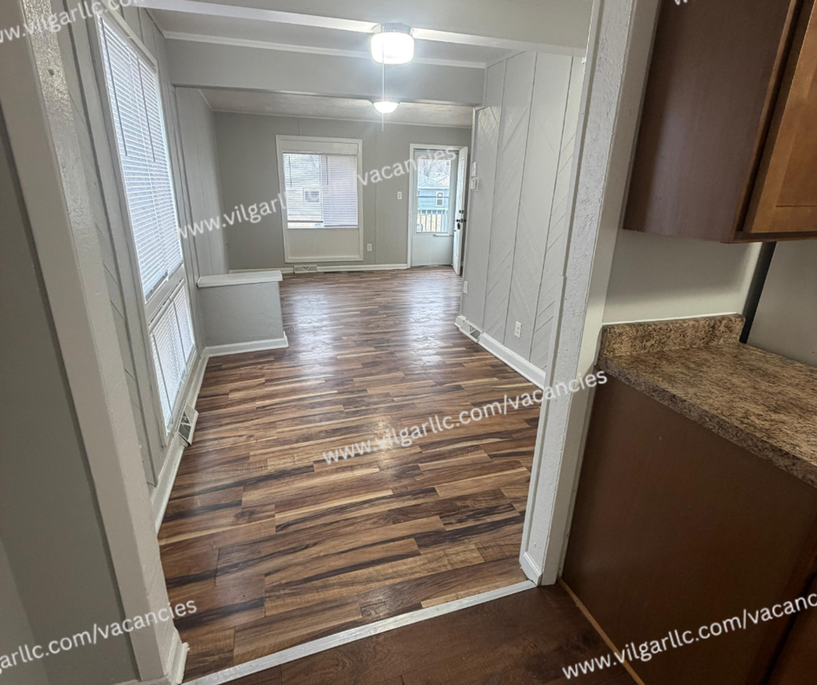 3647 Minnesota St - Photo 3 of 17