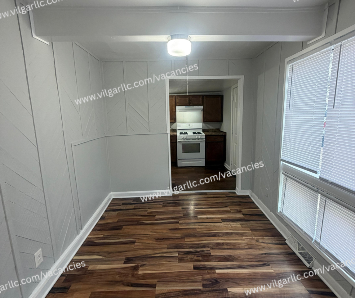 3647 Minnesota St - Photo 4 of 17