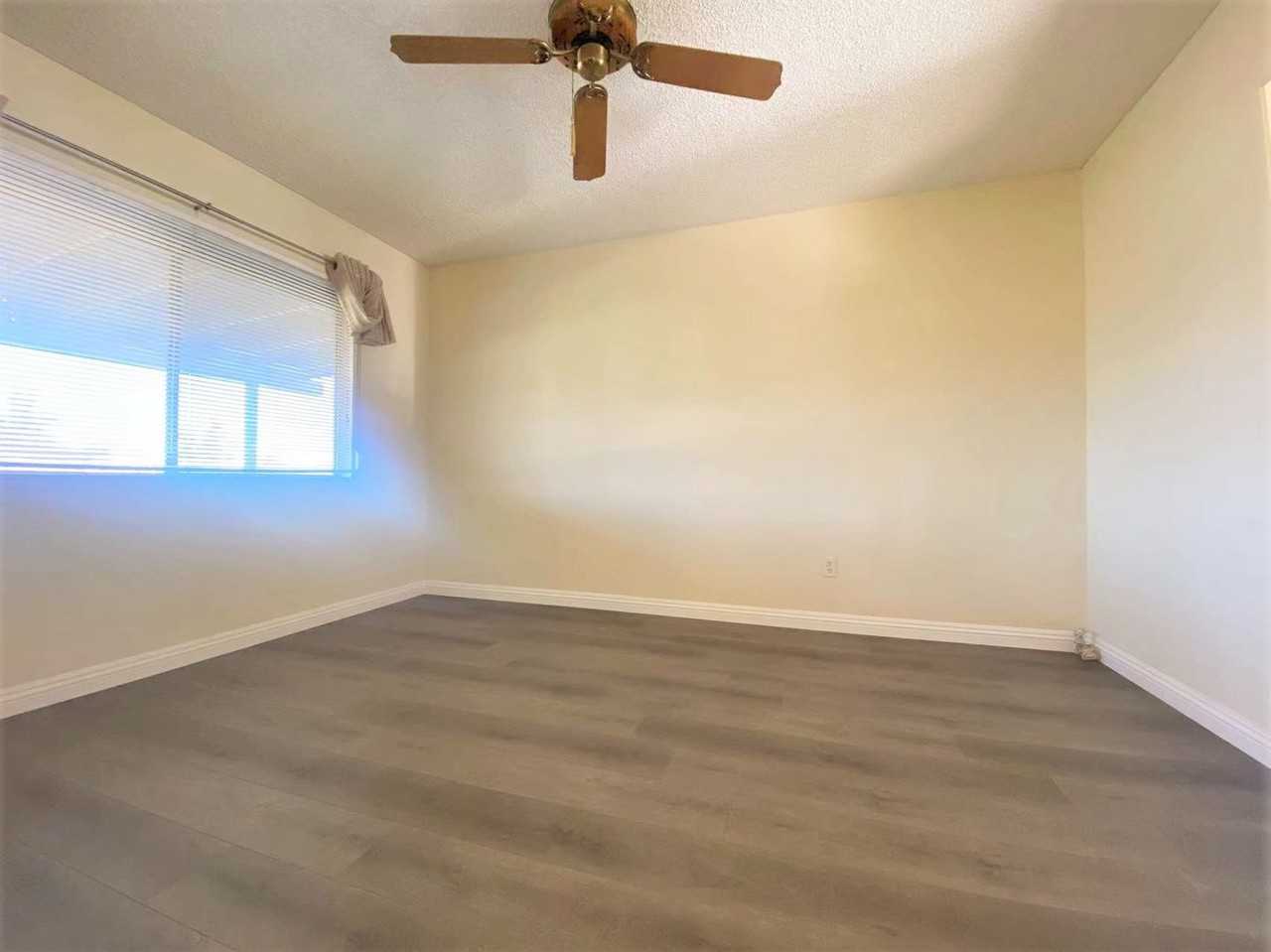 220 Eagle Nest Dr - Photo 5 of 12