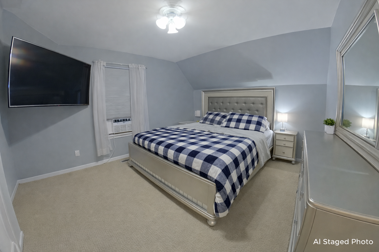 1850 Concord Ln - Photo 3 of 12