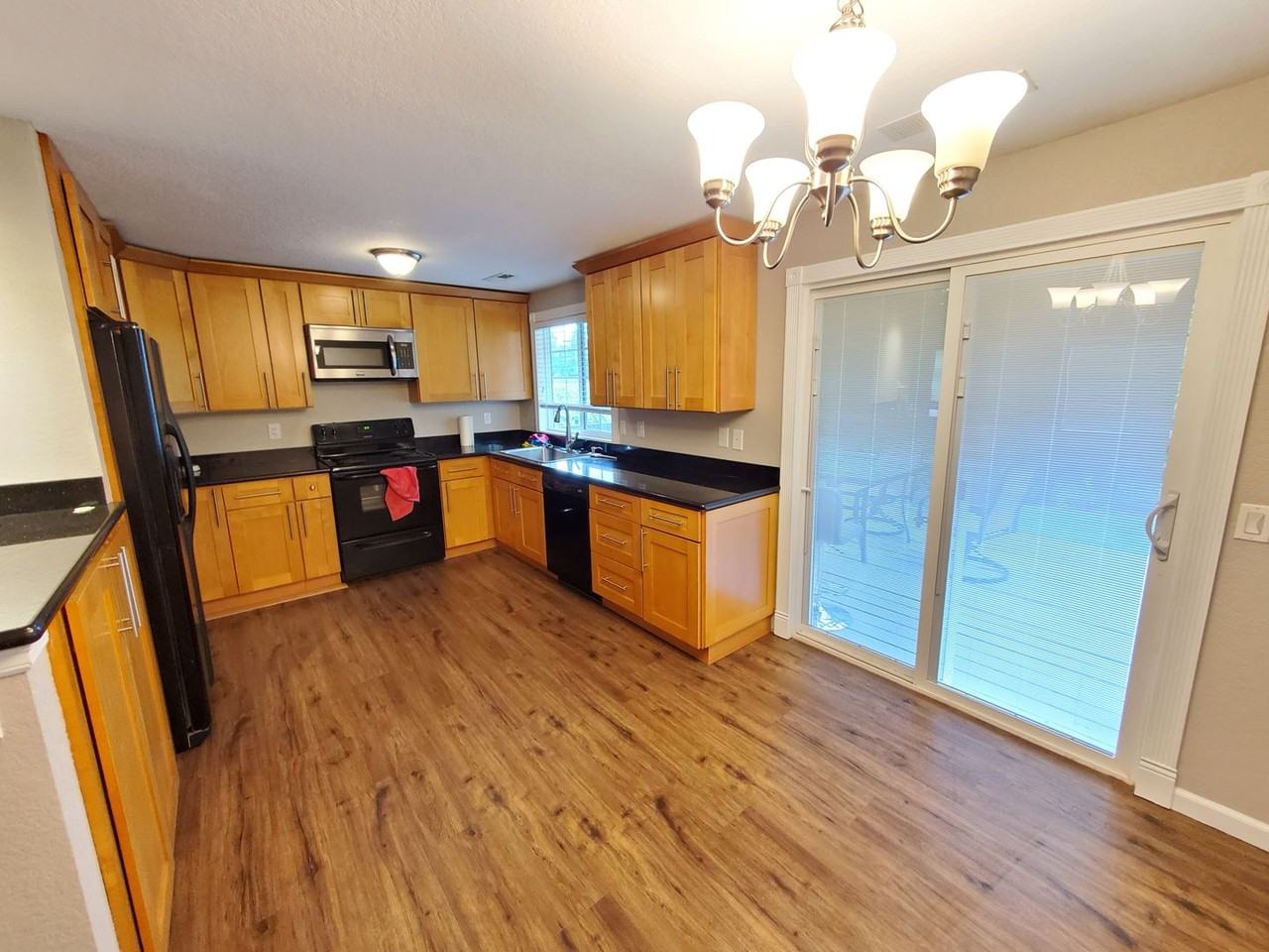 831 214th St Sw - Photo 4 of 24