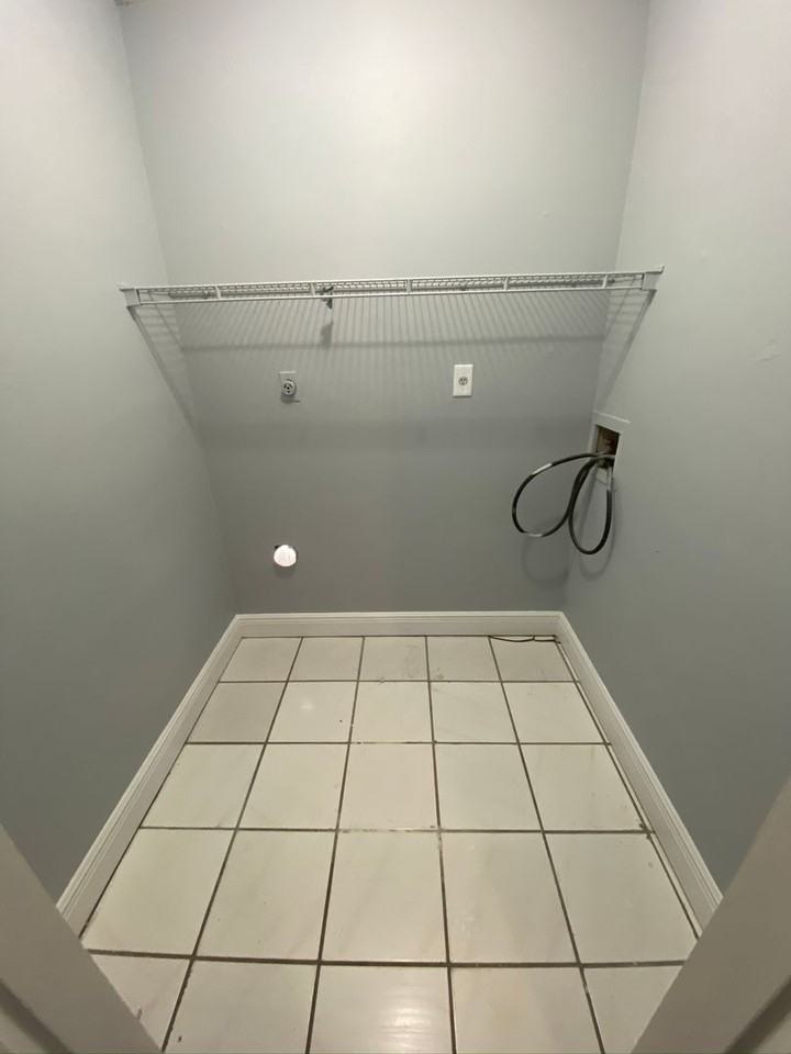 6205 12th Street Ct E - Photo 5 of 10