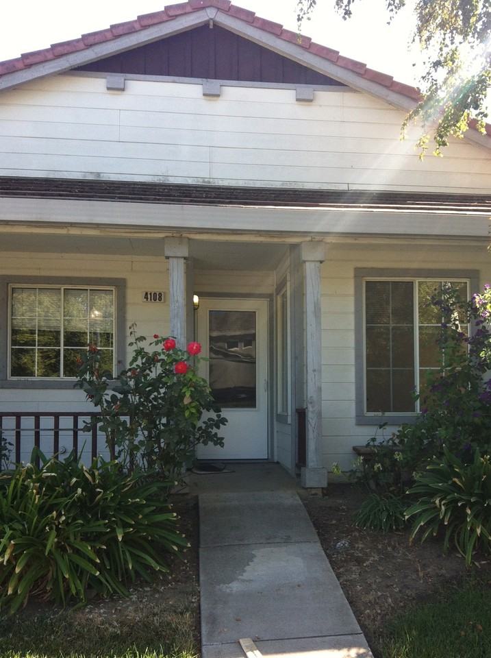 4108 Atlantis Dr - Photo 2 of 11